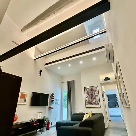 Today With A Private Balcony Florencja