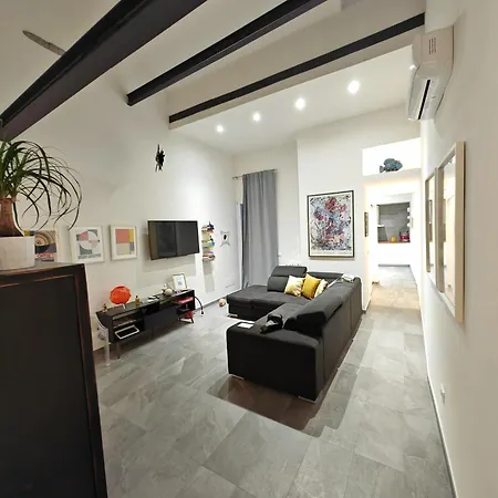 Today With A Private Balcony Apartamento