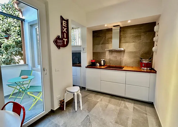 公寓 Today With A Private Balcony