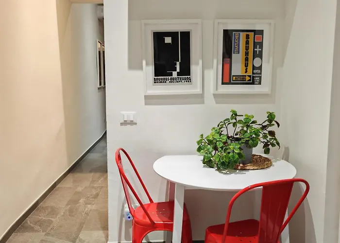 Today With A Private Balcony 公寓 *